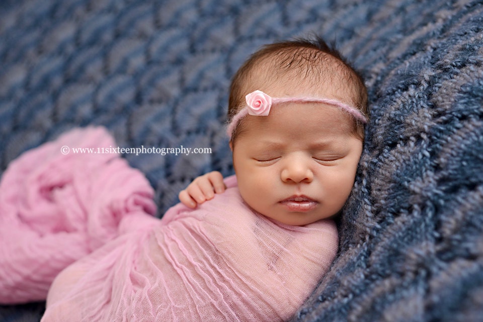 Kain Kasa Bayi Warna Merah Mud - Photography Newborn ulasan dan harga
